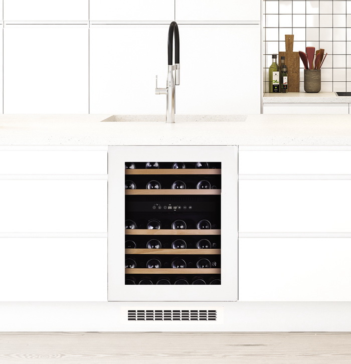 Винный шкаф Temptech Oslo OBIU60DW