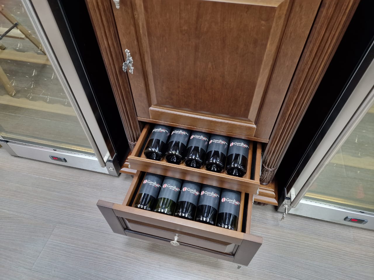 Шоурум - Showroom04