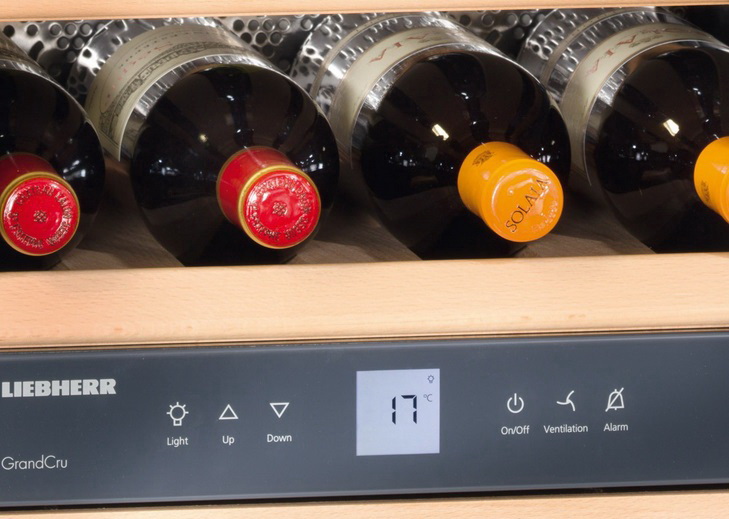 Винный шкаф Liebherr WKes 653