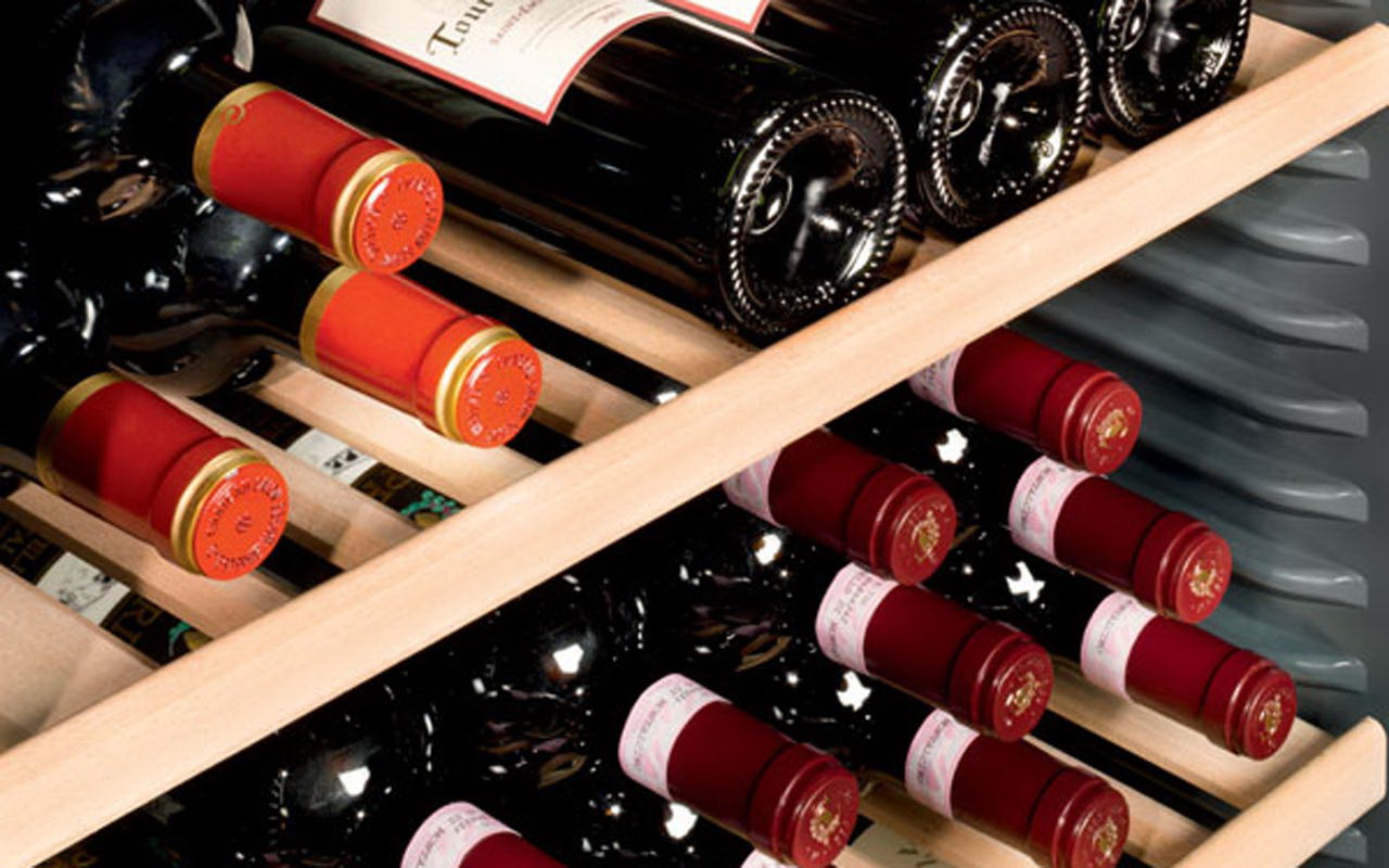 Винный шкаф Liebherr WKt 5552