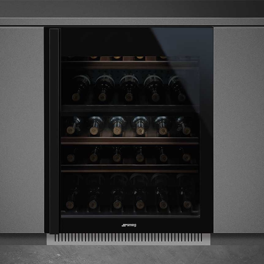Винный шкаф SMEG CVI638RN3