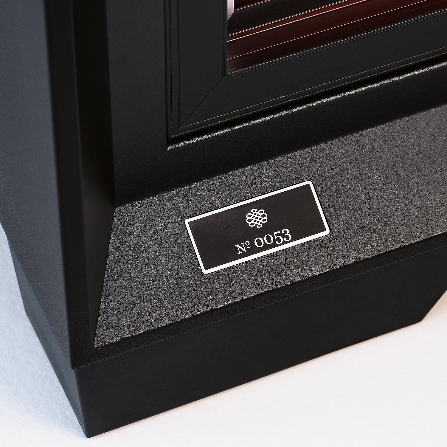 Винный шкаф EuroCave Royale Red Earth