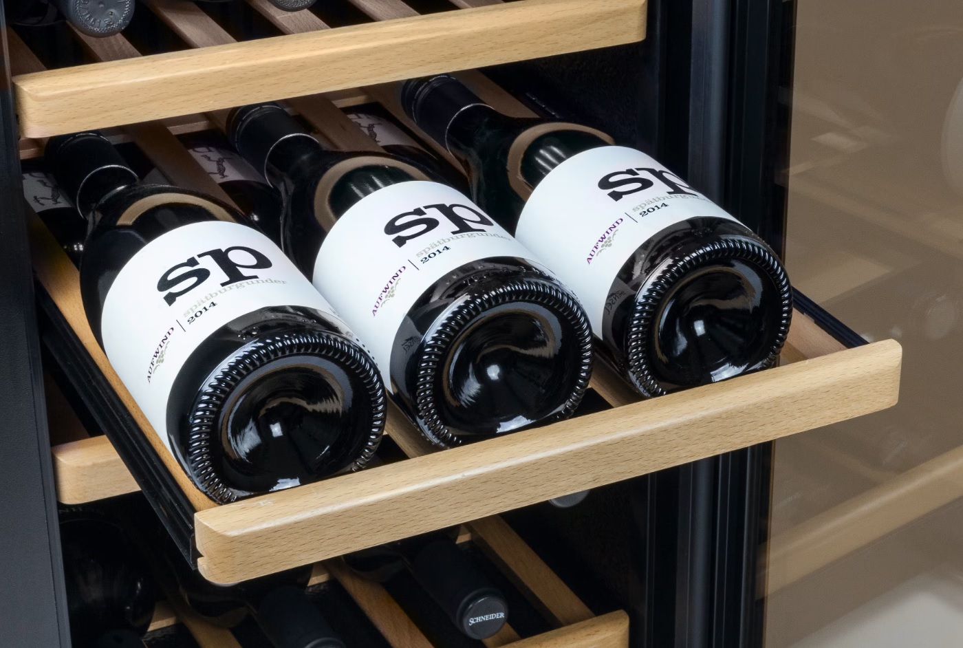 Винный шкаф Caso WineGourmet 38