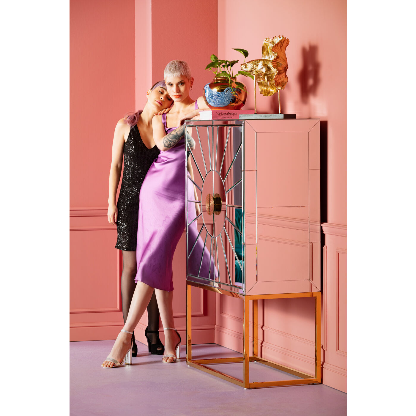 Барный шкаф KARE Queen 85705