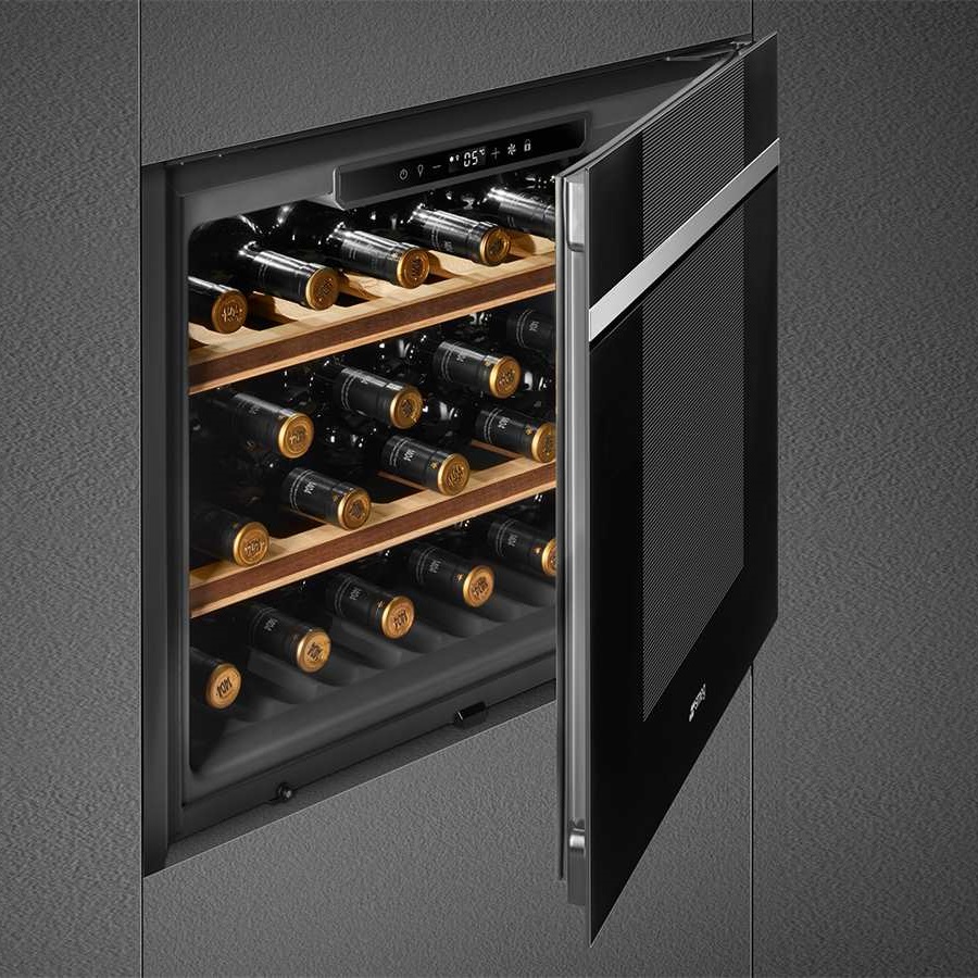 Встраиваемый винный шкаф SMEG CVI121N3